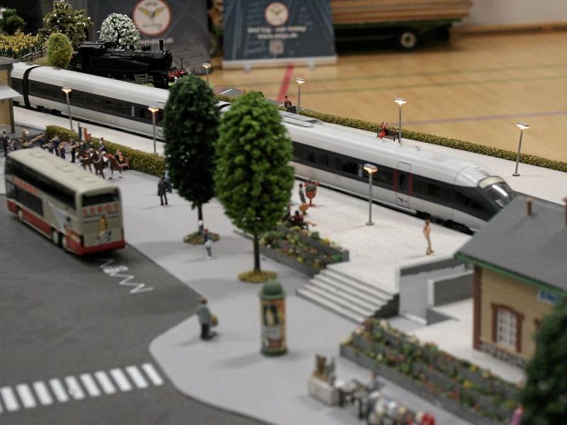 1222210 930 9300 135 0 1430 988